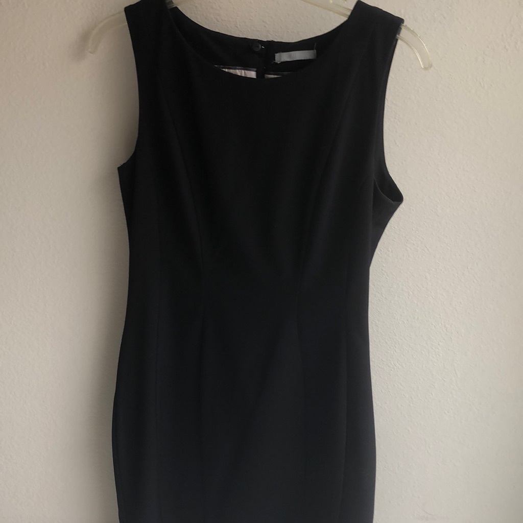 Black Sleeveless Black Dress